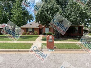 Building Photo - Beautiful 3 Bedroom W/ Move In Special