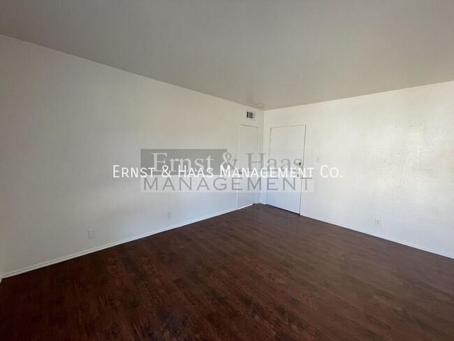 Building Photo - Virginia Country Club 3 Bedroom 2 Bath , U...