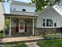 Building Photo - 451 Sawmill Ln