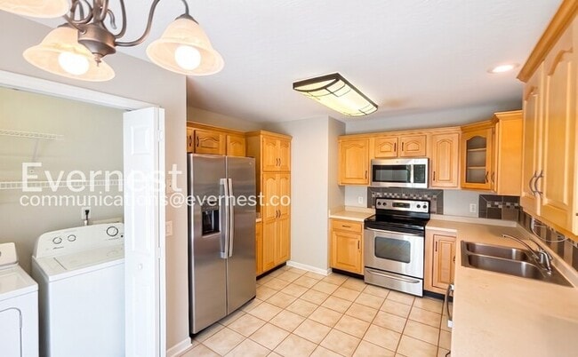 Building Photo - 1726 Hawk Run Ln