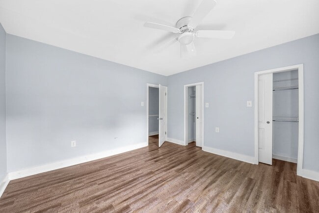 Building Photo - 2 Bedroom Pet Friendly Home For Rent Near ...