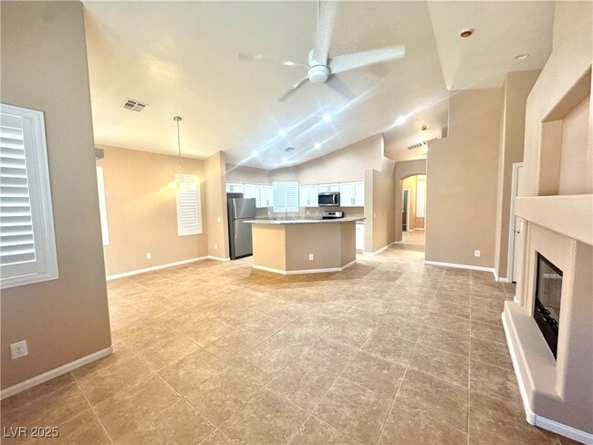 Building Photo - 7396 Bedford Pine Ct