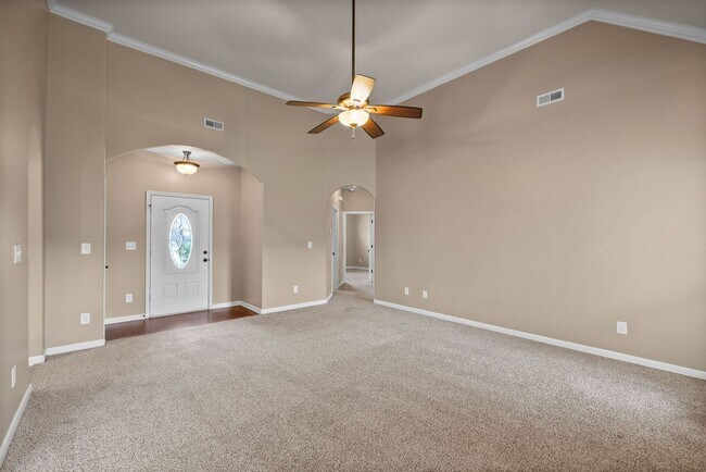 Building Photo - Three Bedroom in Fields of Northmeade!