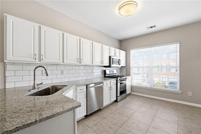 Building Photo - 3294 Mill Springs Cir NE