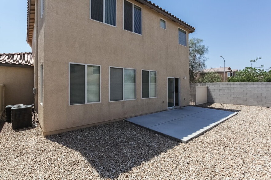 Building Photo - 944 Lucky Bamboo Dr