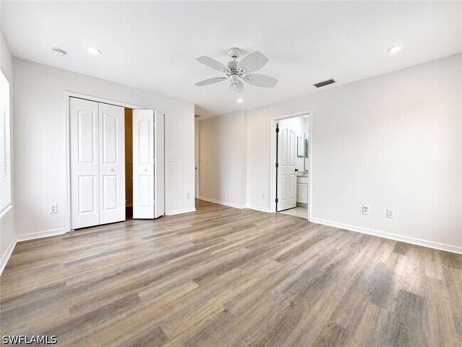 Building Photo - 1407 W 10th St