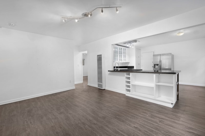 Building Photo - 510 San Juan Ave