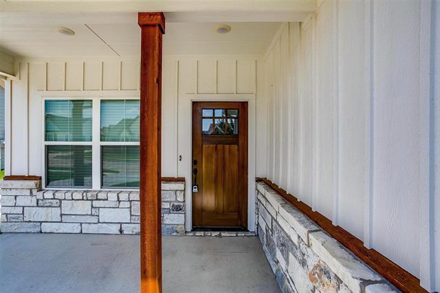 Building Photo - 620 Adeline Dr