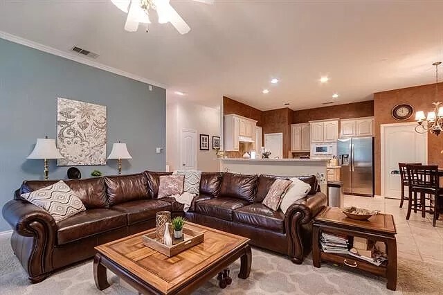 Building Photo - 1400 Lyra Ln