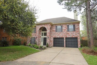 Building Photo - 2105 Spyglass Dr