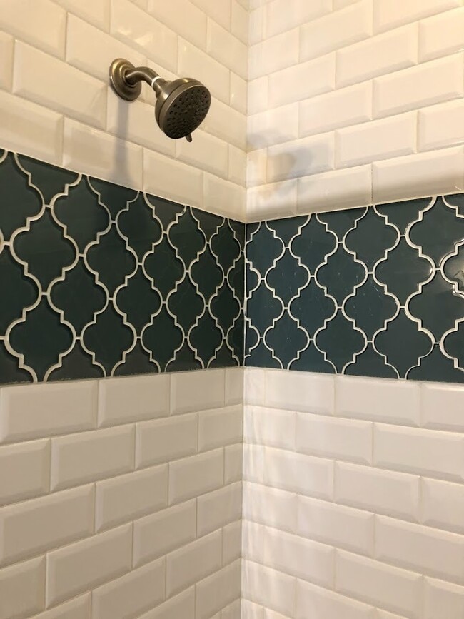 Building Photo - 3 Bedroom / 2 Bathroom super cute house for lease!