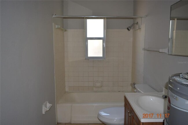 Building Photo - 1008 Beecher St