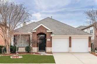 Building Photo - 413 Hawk Dr