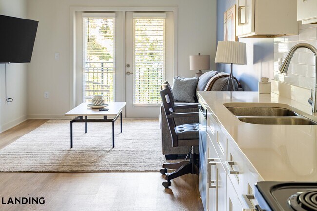 Building Photo - 6225 Mobile Hwy