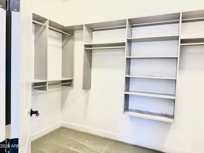 Building Photo - 1732 W Myrna Ln