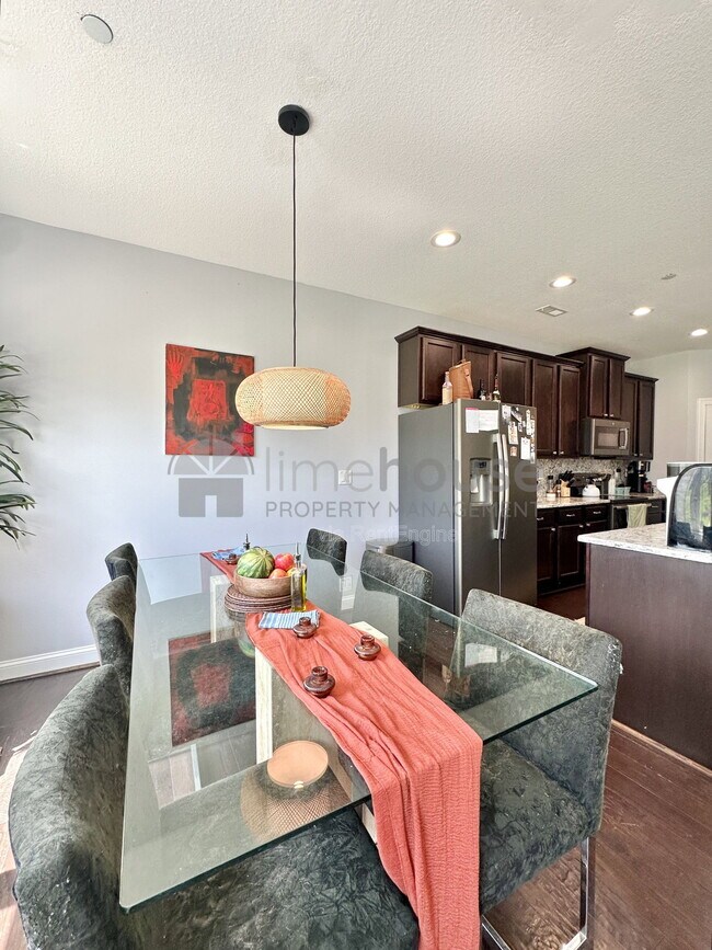 Building Photo - 127 Repose Ln