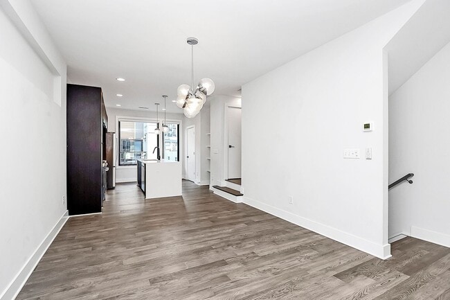 Building Photo - 1214 Minter Pl