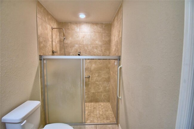 Building Photo - 605 Vittorio Dr