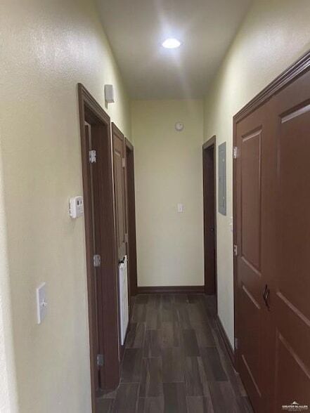 Building Photo - 215 Fig Dr