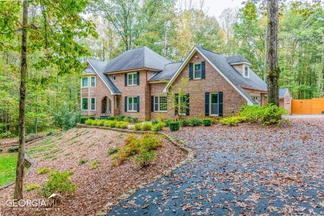 Building Photo - 661 Luther Ct