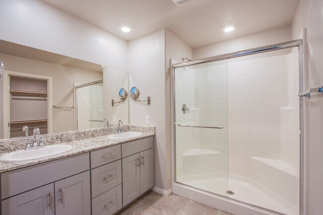 Building Photo - 12803 Cambria Dunes Ct