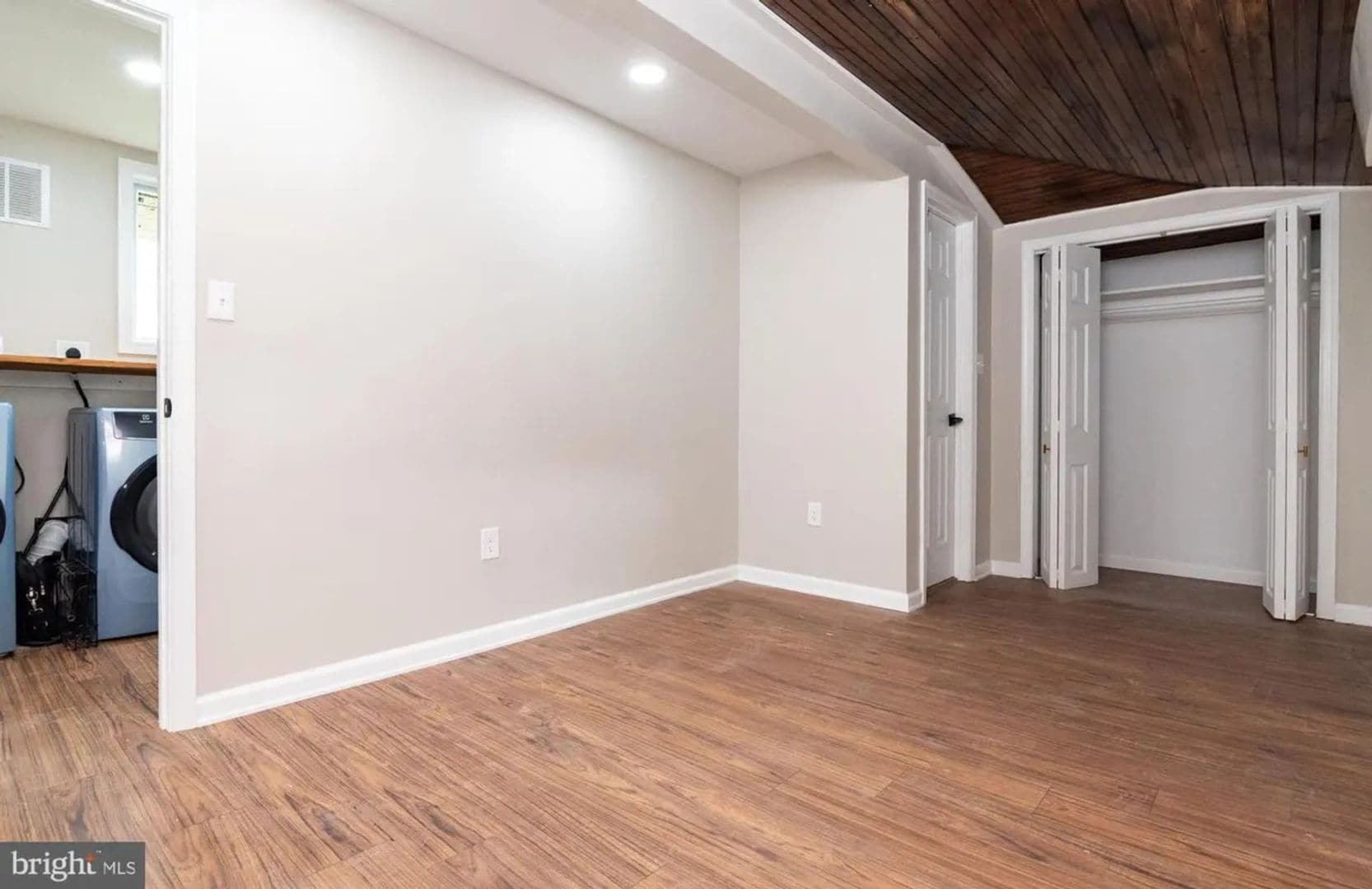 Building Photo - 107 West St