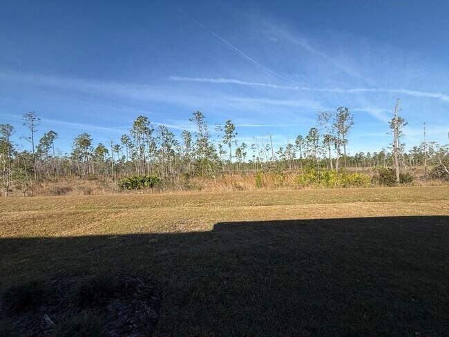 Building Photo - Beautiful 3 bedroom 2 bathroom house Lease Special!!!!