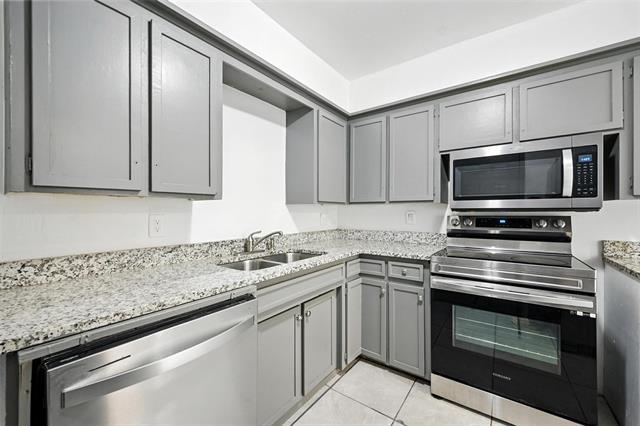 Building Photo - 124 Vandenburg Dr