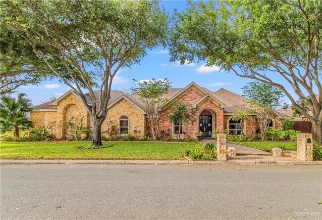 Building Photo - 708 Kiwi Ave