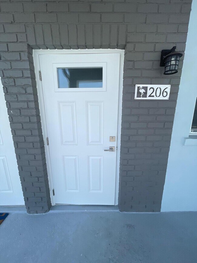 Building Photo - 120 Lehane Terrace