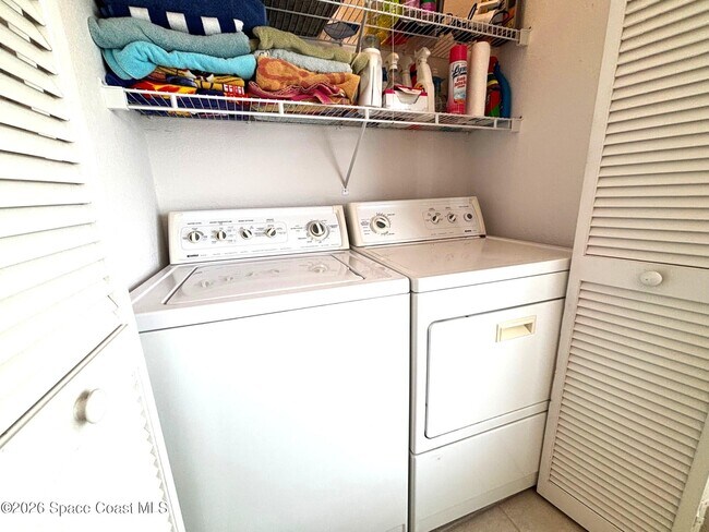 Building Photo - 419 Ocean Park Ln