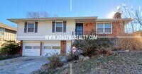 Building Photo - Very Nice Home in South KCMO-Available NOW!!