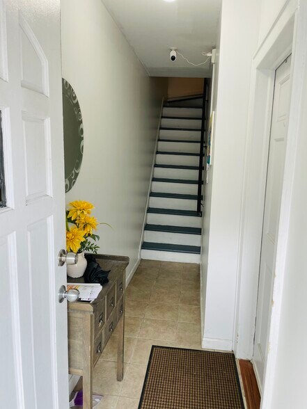 Building Photo - 2126 29th St