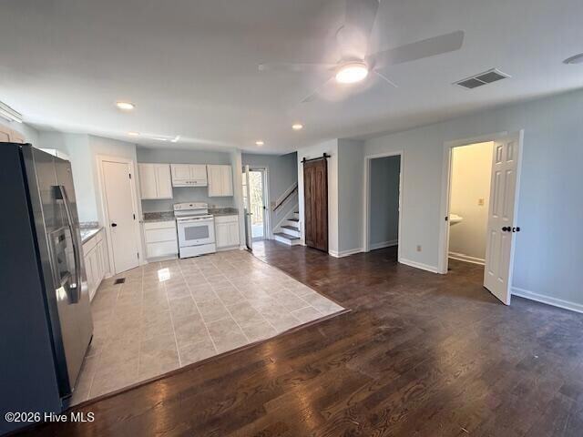 Building Photo - 309 Country Club Ln