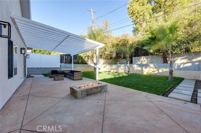 Building Photo - 22237 Buenaventura St
