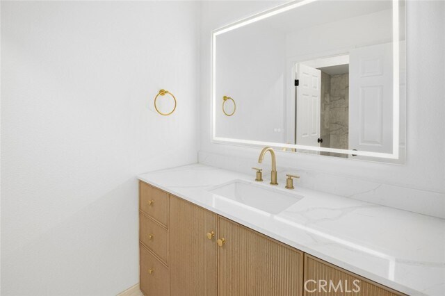 Building Photo - 28142 Ambar