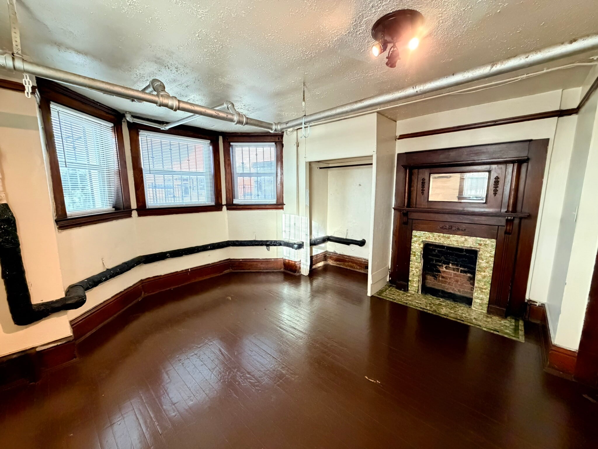 Building Photo - 7405 Detroit Ave