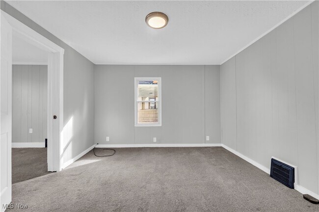 Building Photo - 3118 W 30th St