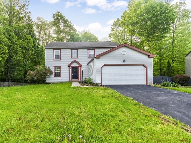 Primary Photo - 18 Lochness Ln