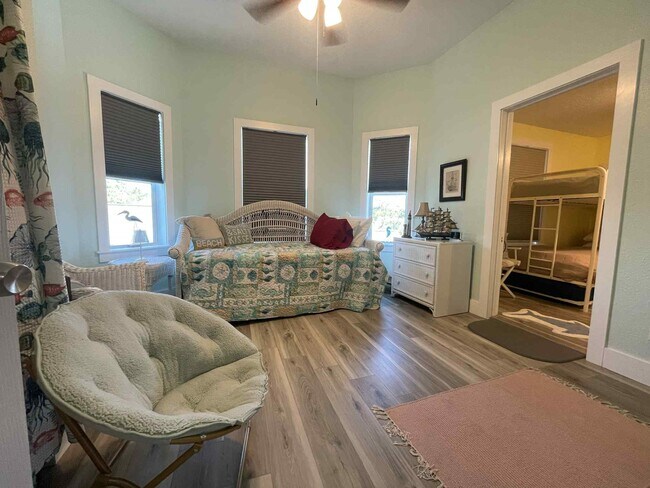 Building Photo - 3519 Avenue P 1/2