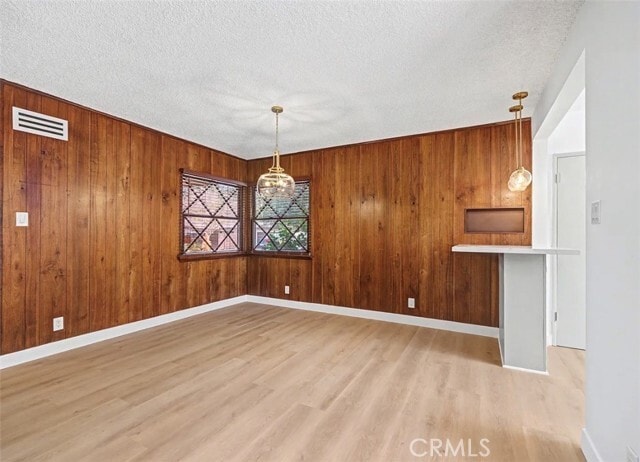Building Photo - 4413 Canoga Dr
