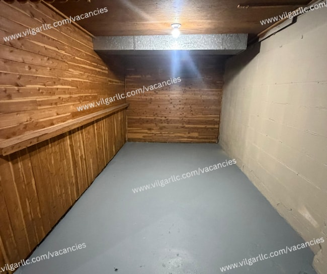 Building Photo - Newly Renovated 2-Bedroom • 1-Bathroom Home