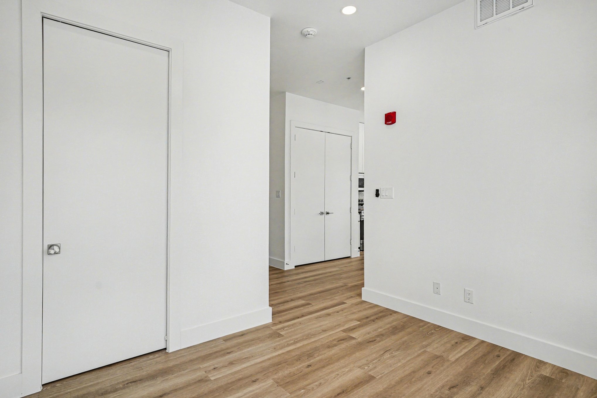 Building Photo - 2217 N Fitzhugh Ave