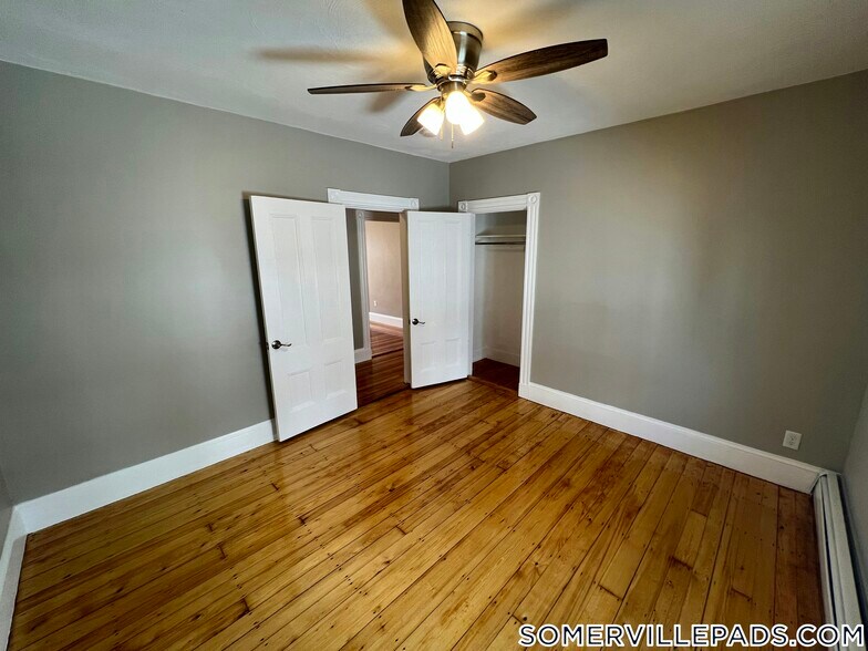 Building Photo - 2 Gilson Terrace