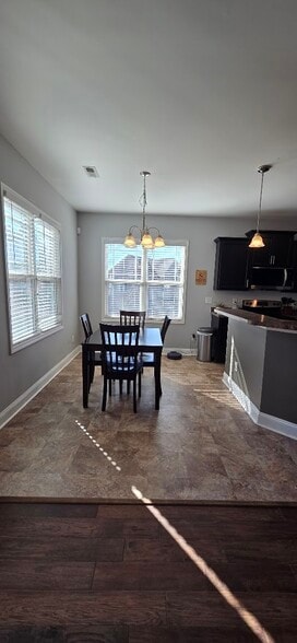 Building Photo - 99 Reece Dr