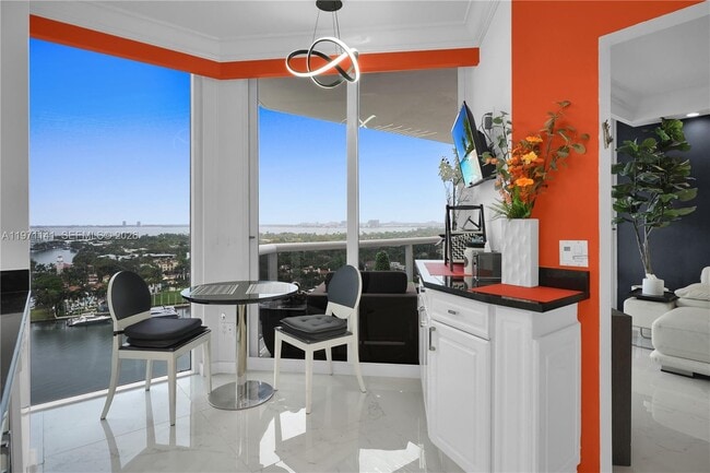 Building Photo - 4775 Collins Ave