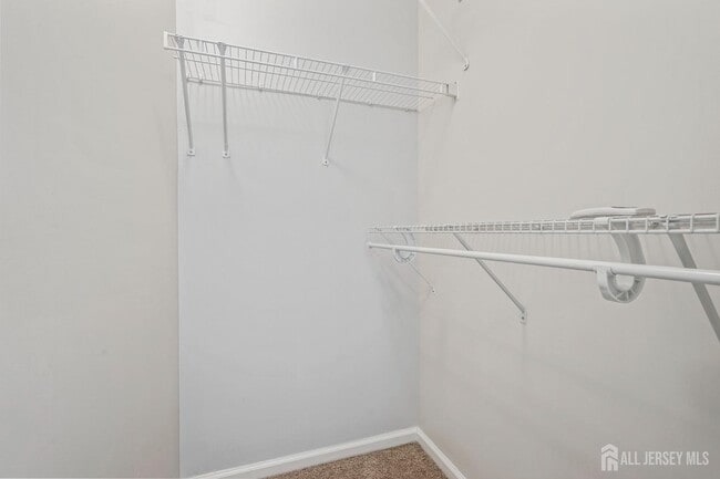 Building Photo - 107 Brittany Ct