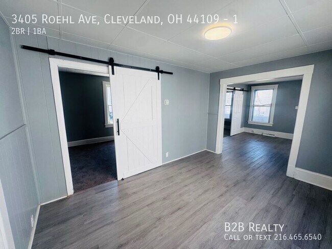 Building Photo - 3405 Roehl Ave