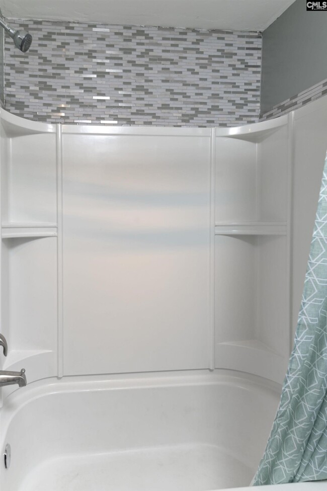 Building Photo - 1108 Rutland Ave