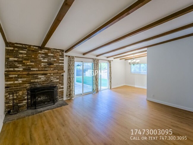 Building Photo - Dream Home in La Crescenta!